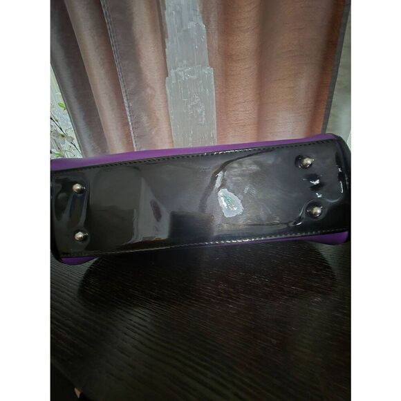 Lost Queen Purple Old Hallows Handbag - Picture 3 of 4